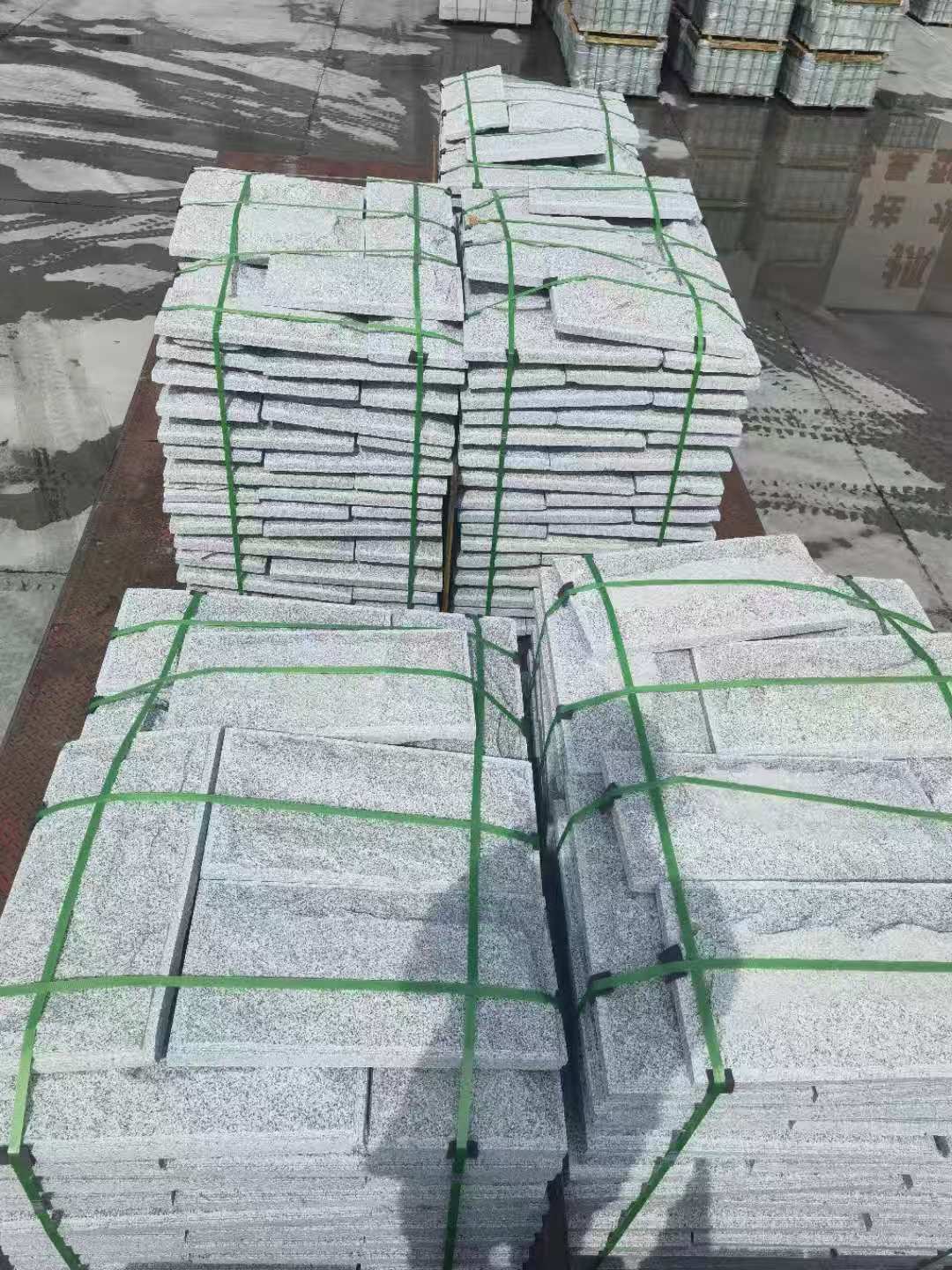 兰州 芝麻白蘑菇石装车出货