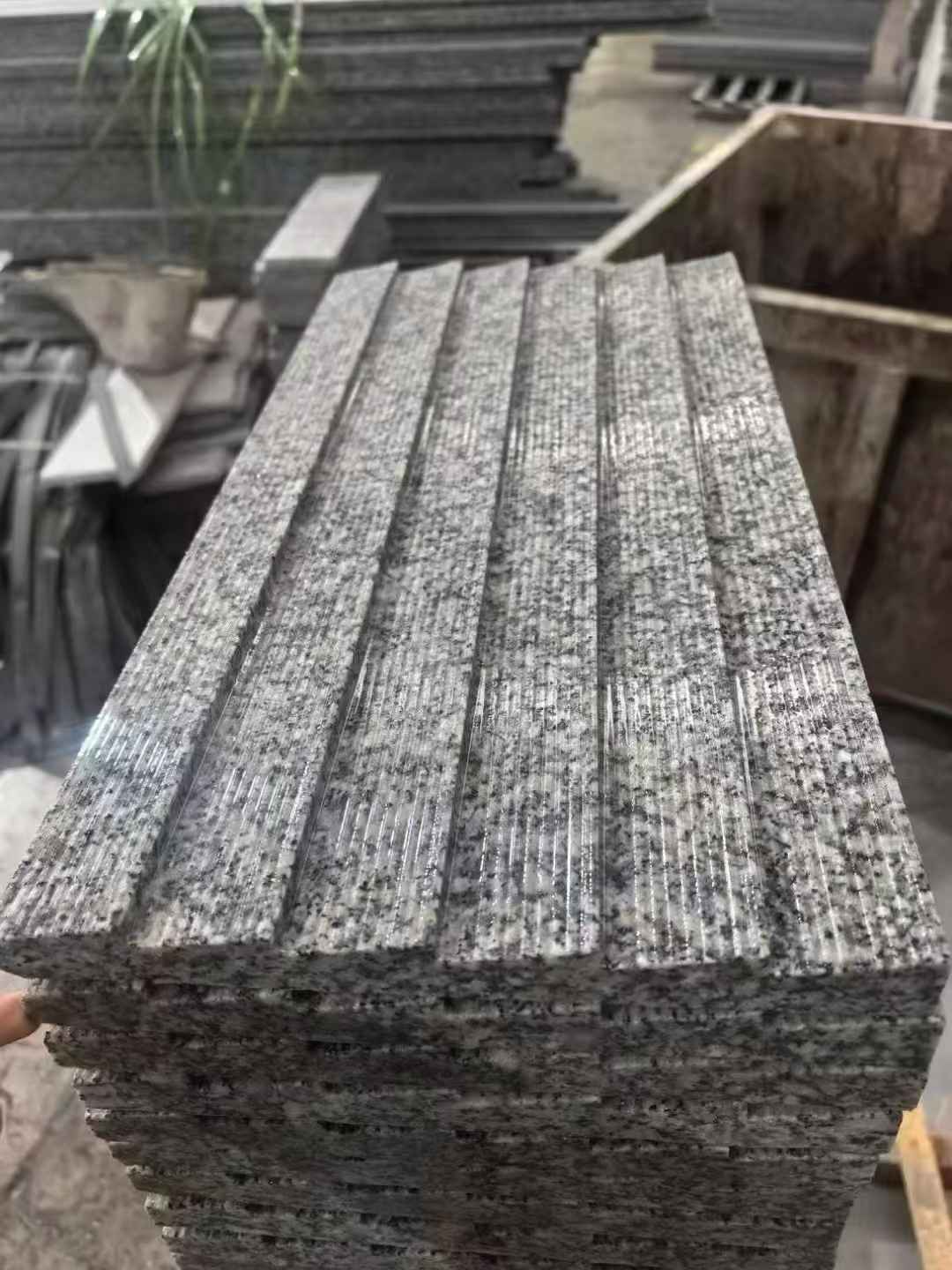 兰州 狼牙石