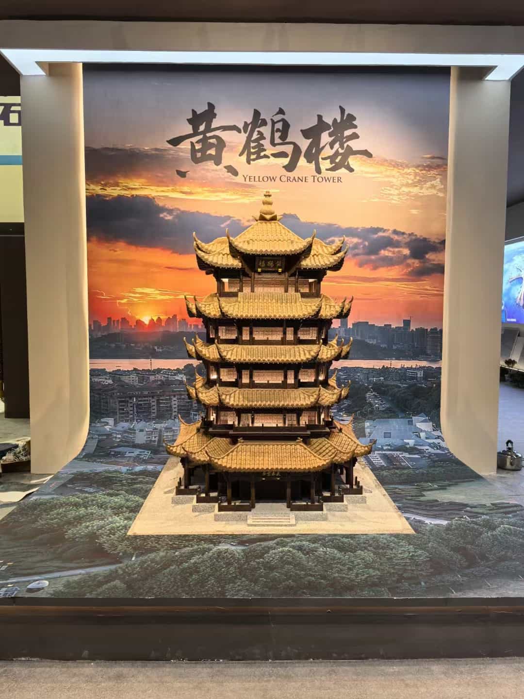 兰州仿古石文创作品-黄鹤楼