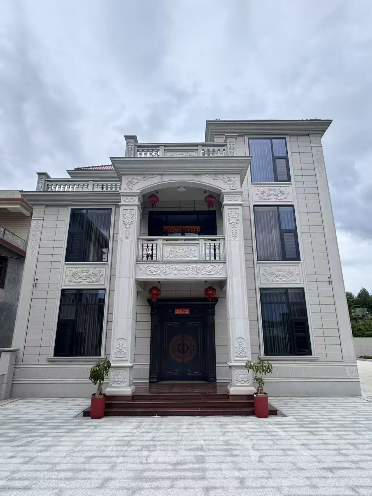 兰州 芝麻白石材别墅干挂案例展示