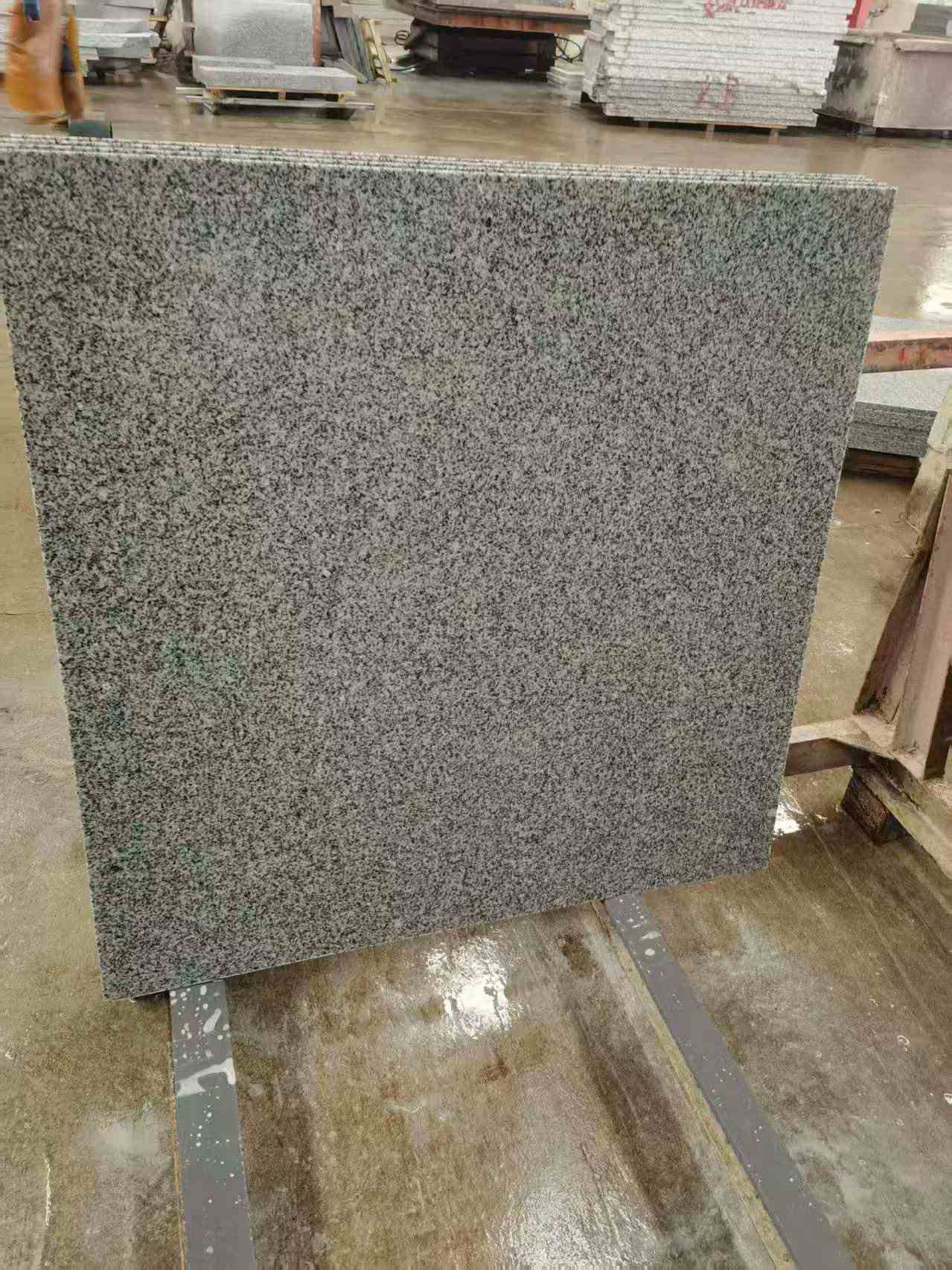 兰州 芝麻白光面900*900，高地铁标准